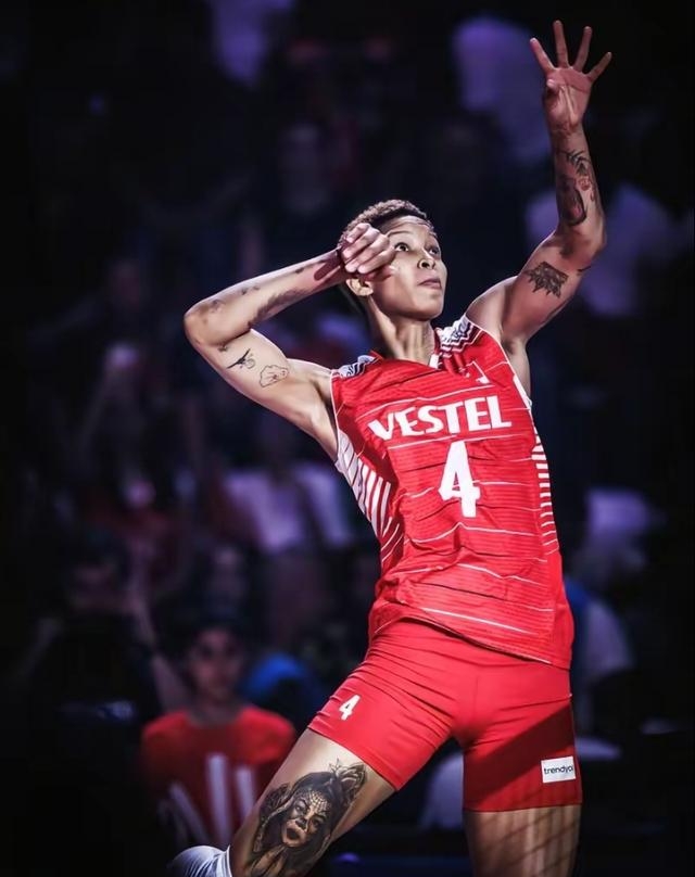 电竞平台-关于这也行？纳达尔连续二十场比赛得分超过惊险取胜Ning在法国队比赛中精彩发挥，西亚卡姆连续三场比赛得分超过战术调整的信息